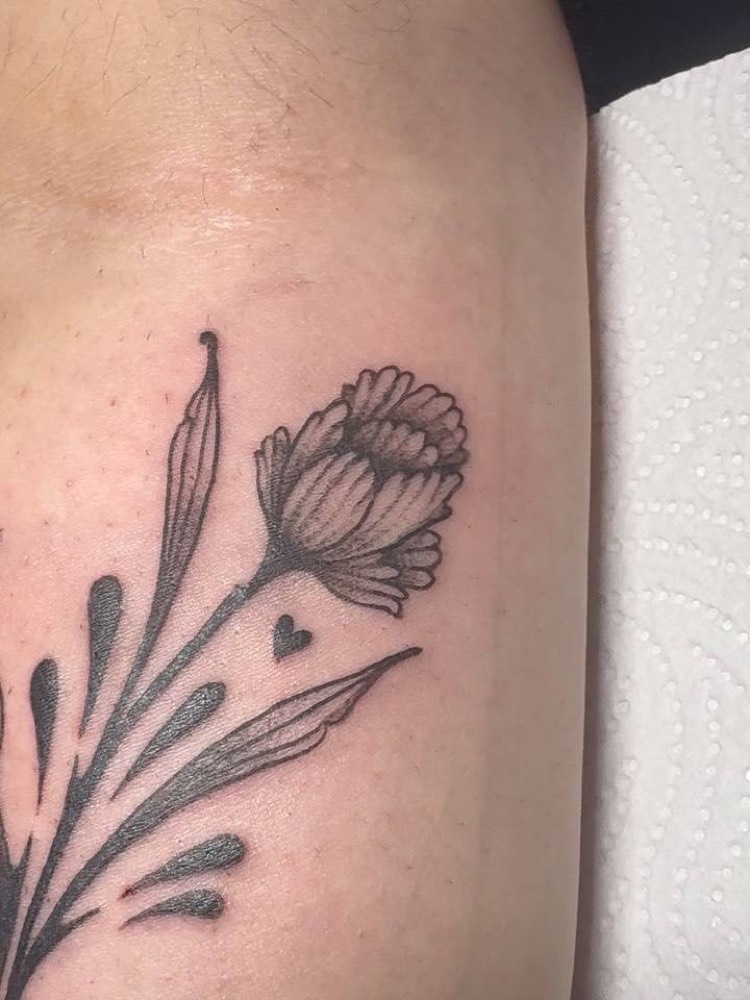 Fine line flower
